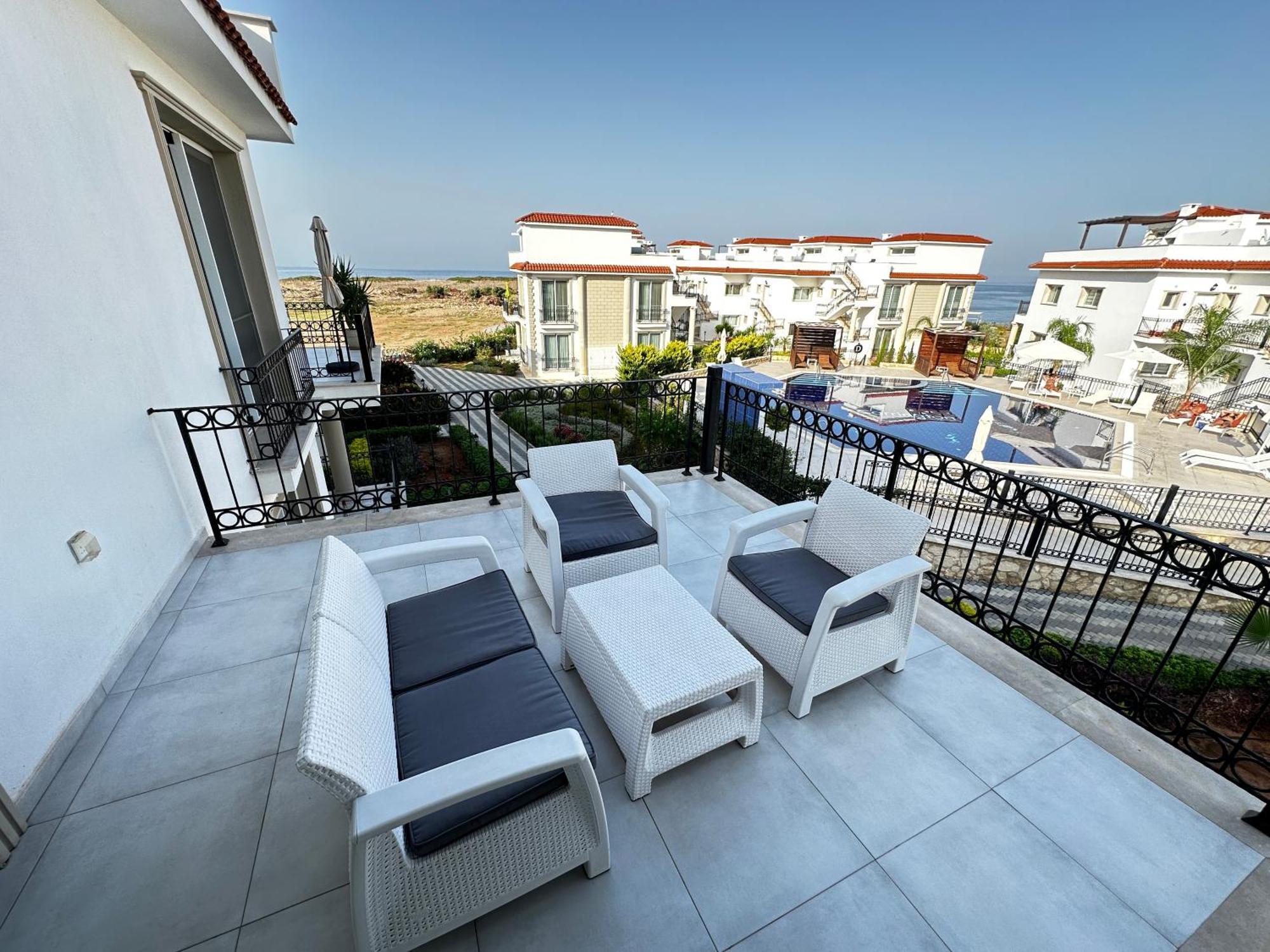 Carrington Holidays Girne Buitenkant foto