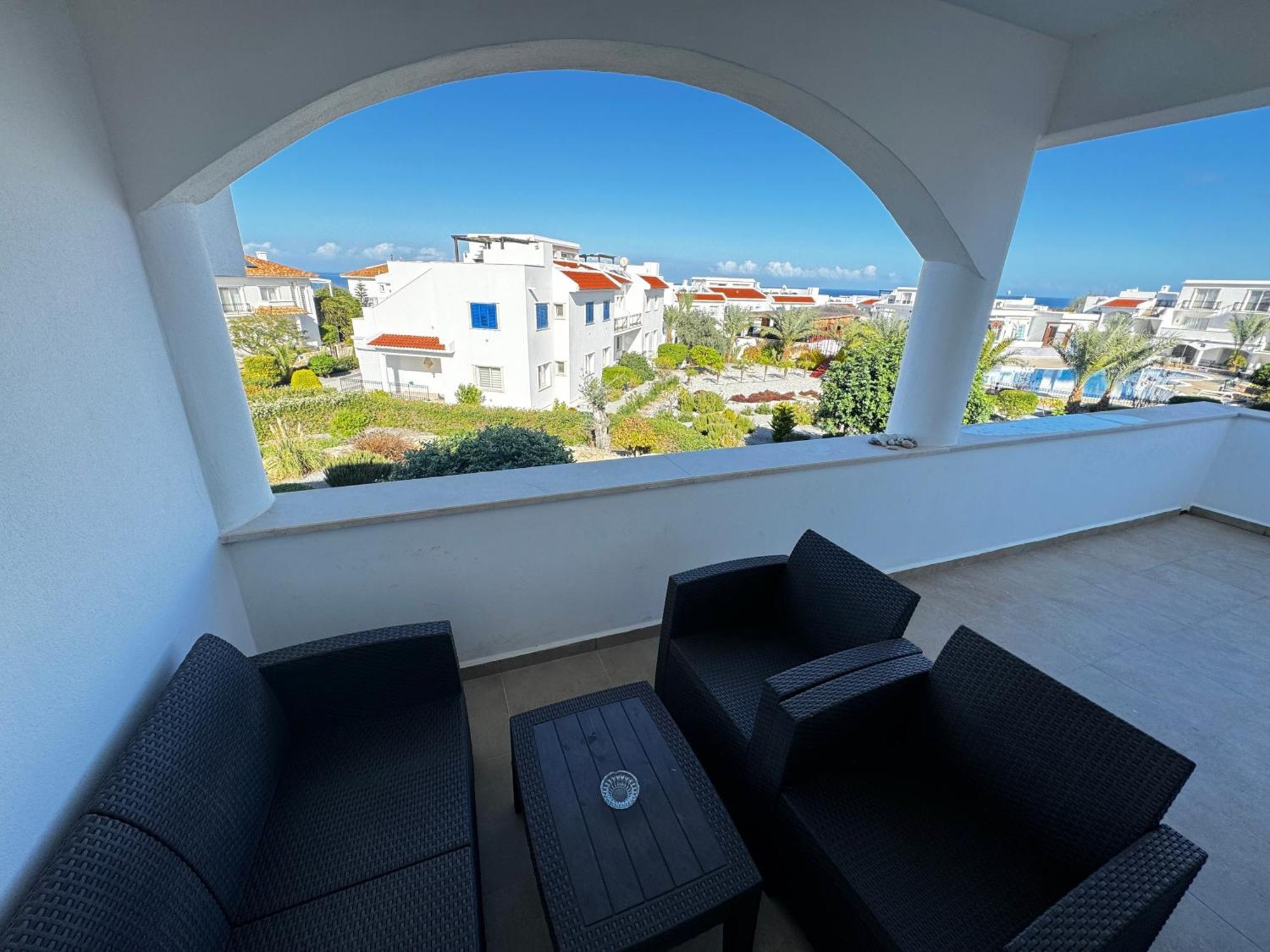 Carrington Holidays Girne Buitenkant foto